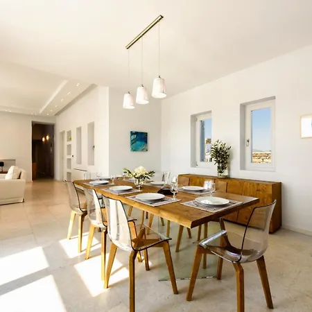 Electra Villa *